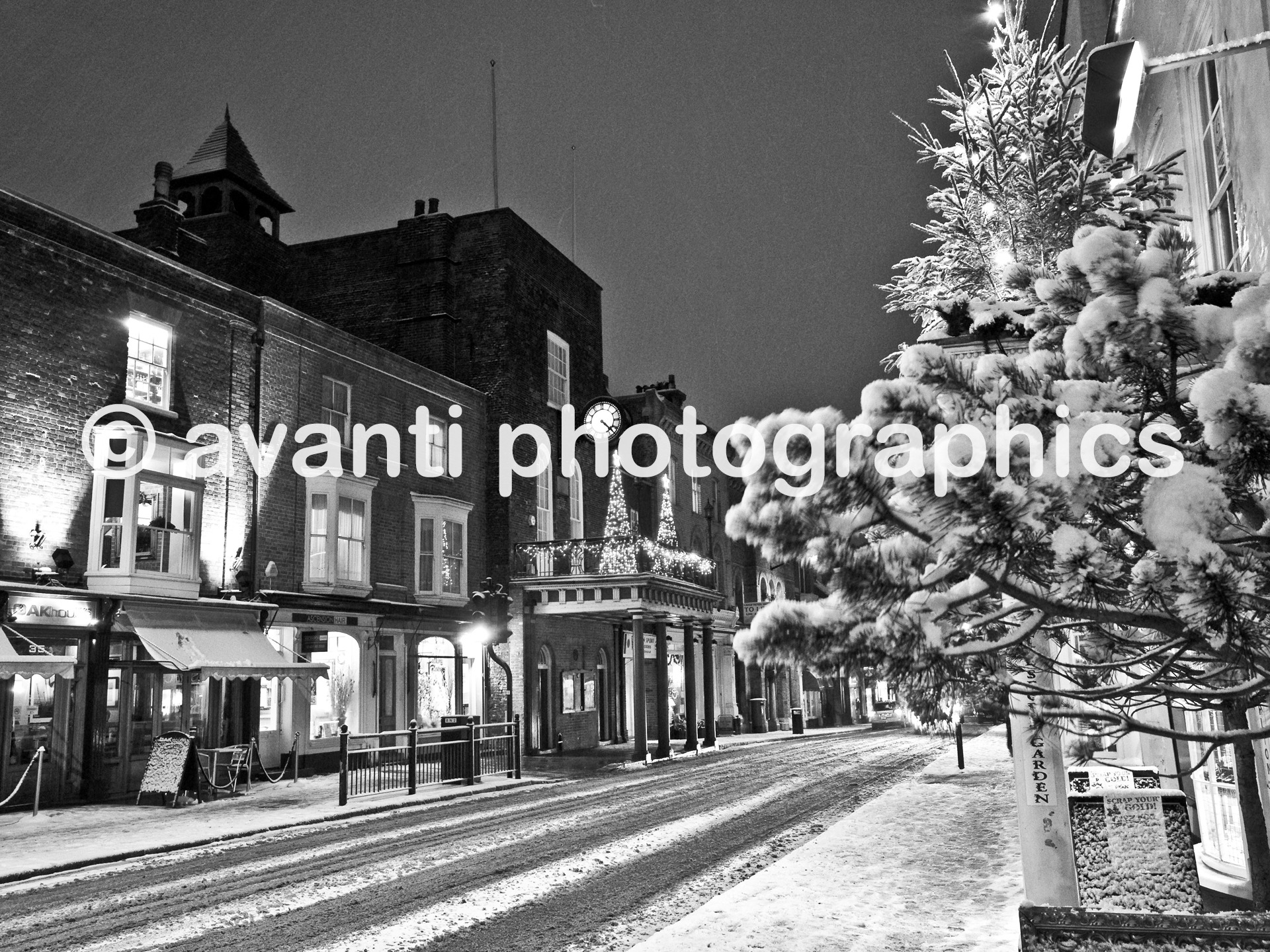 Maldon Picture Gift | Scenic Photo | High Street in the snow | Photo Gifts and Fine Art Photography Maldon from the Avanti Photographics Maldon Online Store.